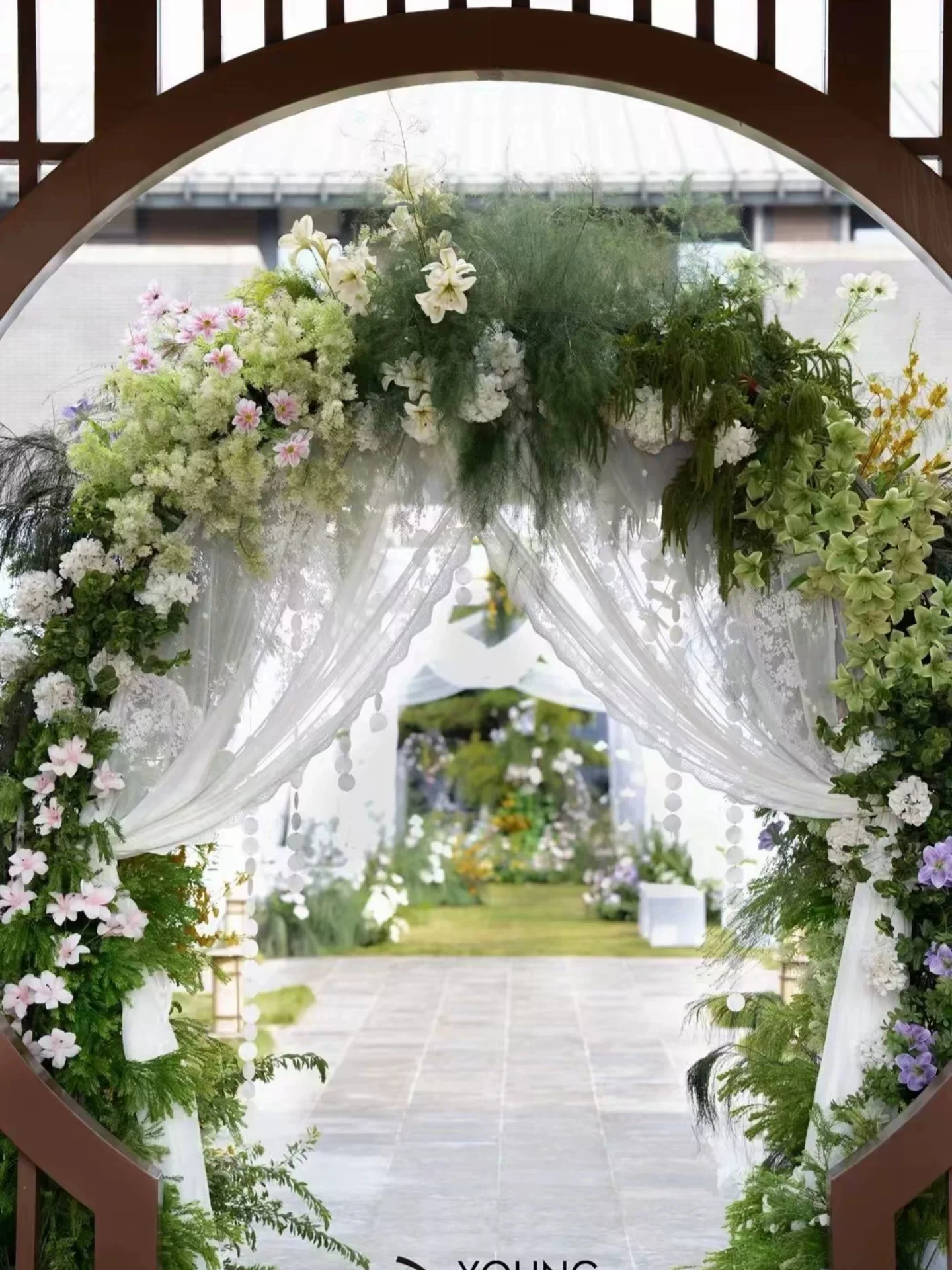 白色蕾丝拱门装饰纱拍照背景布田园野餐亲子写真拍照婚庆节日搭配