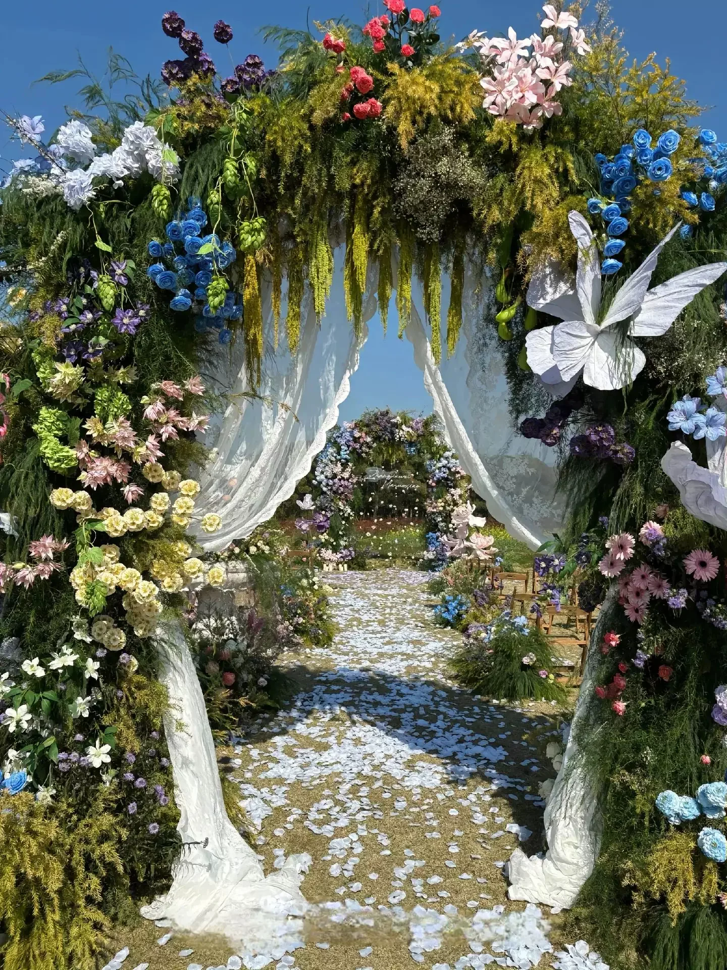 白色蕾丝拱门装饰纱拍照背景布田园野餐亲子写真拍照婚庆节日搭配场景